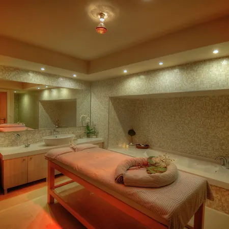 ホテル Lvzz ボドルム