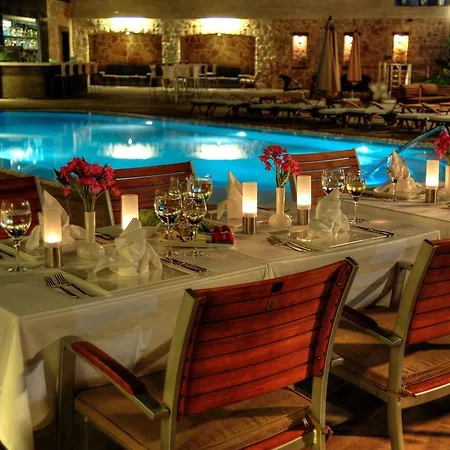 Otel Lvzz